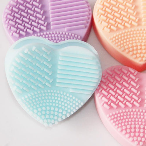 Heart Makeup Brush Scrubber Washer