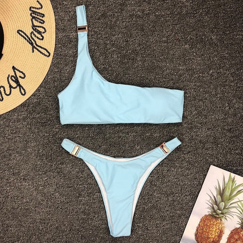 Brooke Bikini